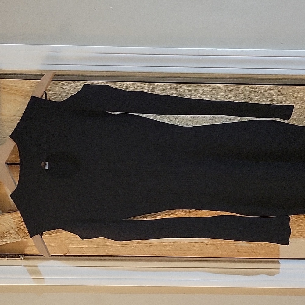Could Shoulder Sexy Black Dress